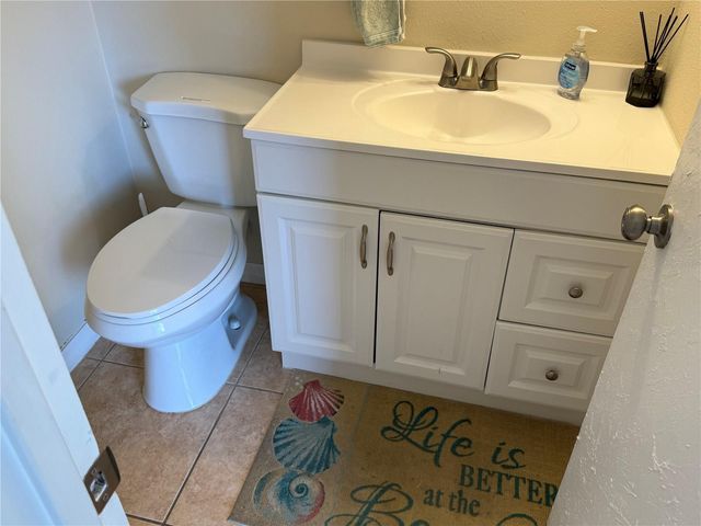 6157 MIDNIGHT PASS ROAD F22, Sarasota, FL 34242