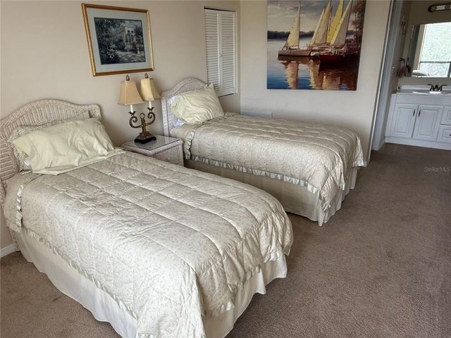 6157 MIDNIGHT PASS ROAD F22, Sarasota, FL 34242