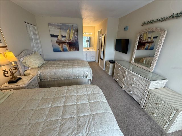 6157 MIDNIGHT PASS ROAD F22, Sarasota, FL 34242