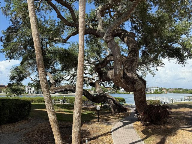 6157 MIDNIGHT PASS ROAD F22, Sarasota, FL 34242
