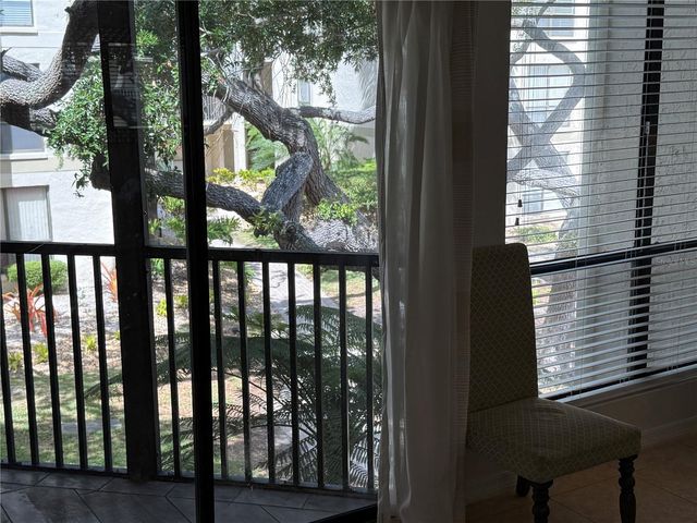6157 MIDNIGHT PASS ROAD F22, Sarasota, FL 34242