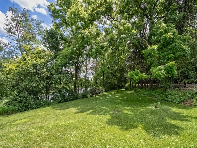 2 Ferry Street, East Vandergrift, PA 15629