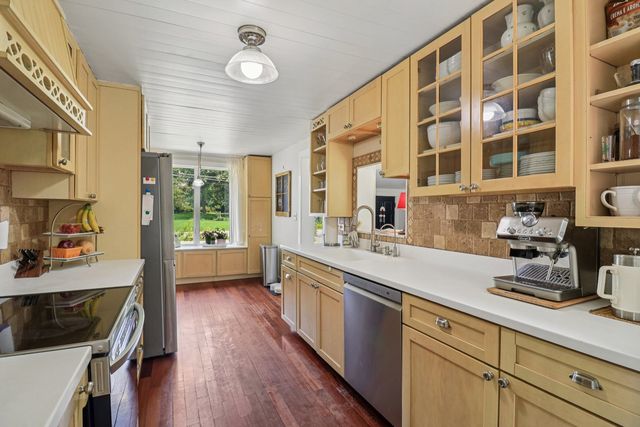 26225 W Merton Road, Barrington, IL 60010
