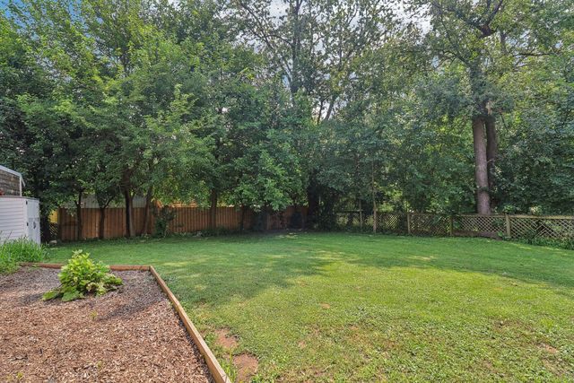 26225 W Merton Road, Barrington, IL 60010