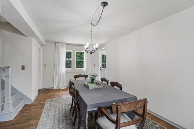 26225 W Merton Road, Barrington, IL 60010