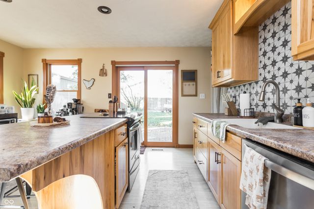 7 E Berry Street, Greencastle, IN 46135