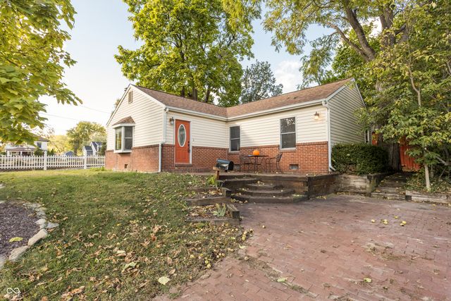 7 E Berry Street, Greencastle, IN 46135