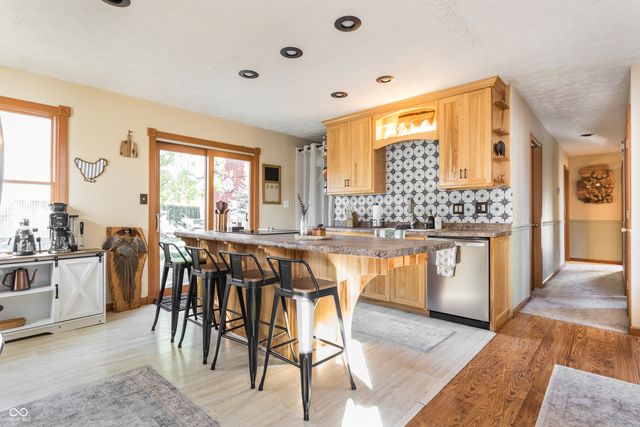 7 E Berry Street, Greencastle, IN 46135