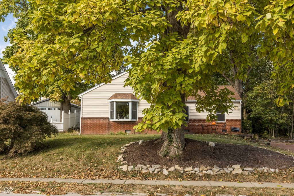 7 E Berry Street, Greencastle, IN 46135