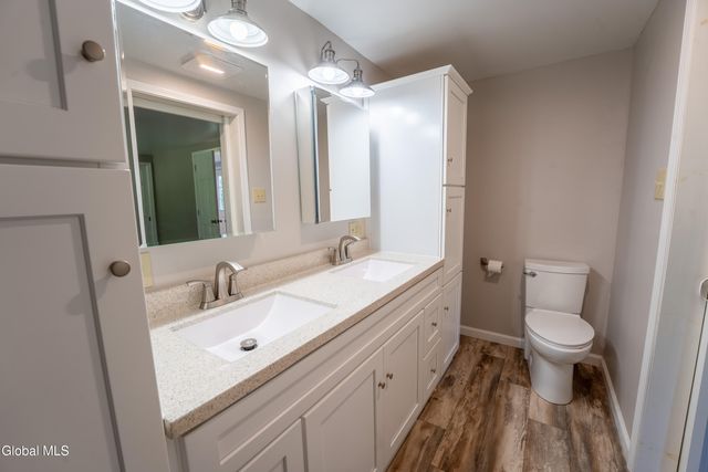 192 Steele Ave Extension, Johnstown, NY 12078