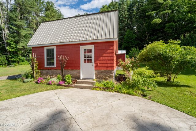 192 Steele Ave Extension, Johnstown, NY 12078