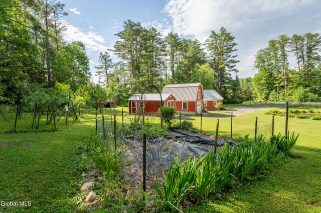 192 Steele Ave Extension, Johnstown, NY 12078