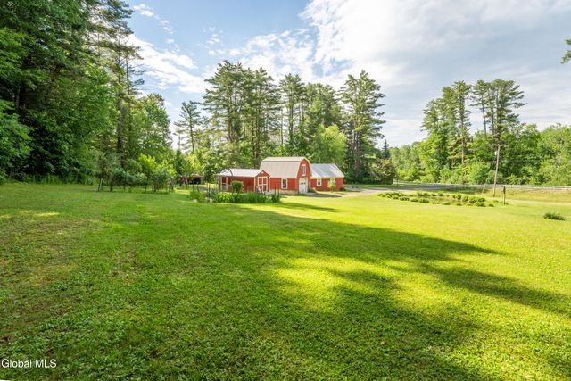 192 Steele Ave Extension, Johnstown, NY 12078