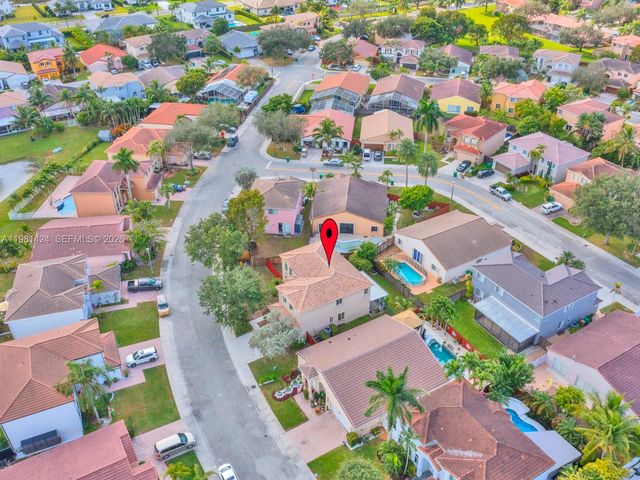 1663 E Harmony Lake Cir ., Davie, FL 33324