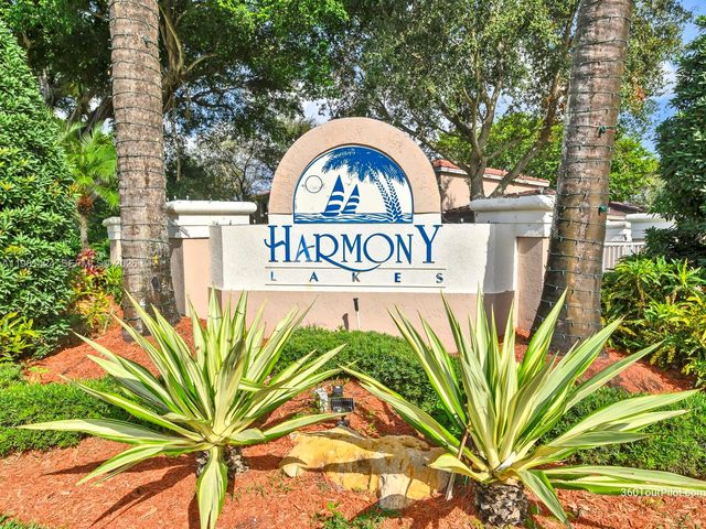 1663 E Harmony Lake Cir ., Davie, FL 33324