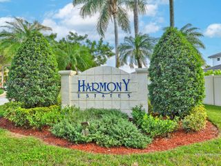 1663 E Harmony Lake Cir ., Davie, FL 33324