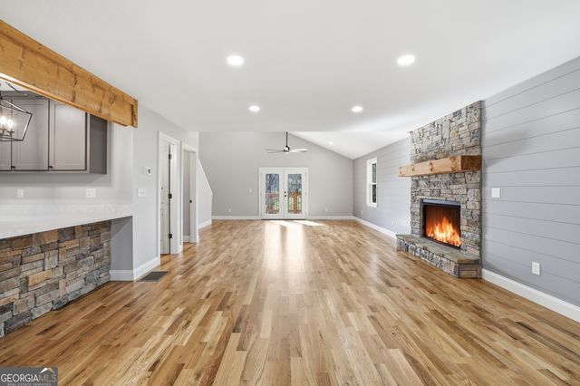 275 Merrydale Lane, Clayton, GA 30525