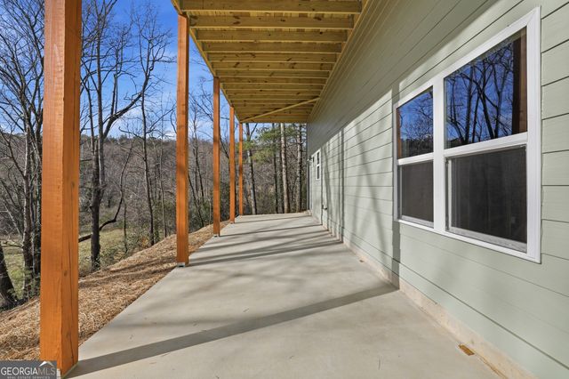 275 Merrydale Lane, Clayton, GA 30525