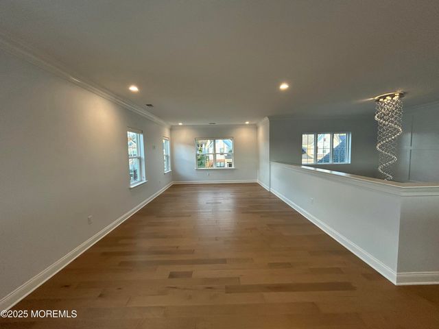 6 Scarlett Terrace, Manalapan, NJ 07726