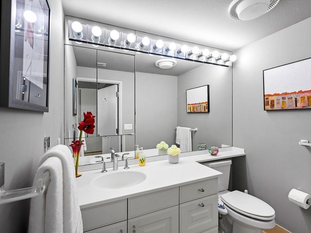 3040 GRAND BAY BOULEVARD 213, Longboat Key, FL 34228