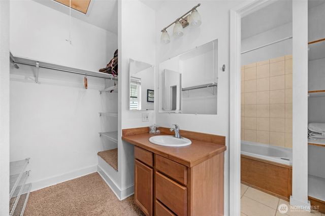 5615 S 2nd Avenue, Everett, WA 98203