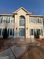 2105 Bentbrooke Trail, Lawrenceville, GA 30043