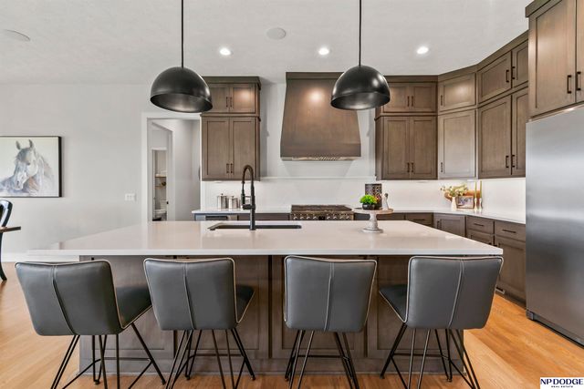 9859 S 98 Circle, Papillion, NE 68048