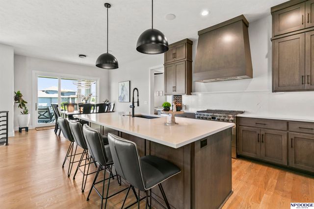 9859 S 98 Circle, Papillion, NE 68048