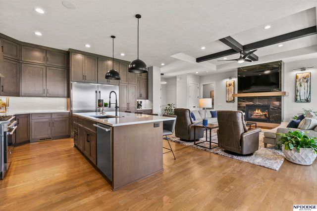 9859 S 98 Circle, Papillion, NE 68048