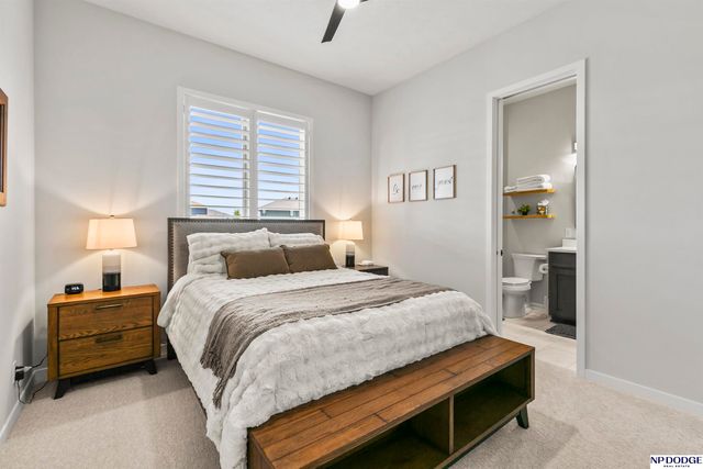 9859 S 98 Circle, Papillion, NE 68048
