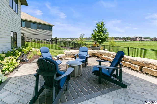 9859 S 98 Circle, Papillion, NE 68048