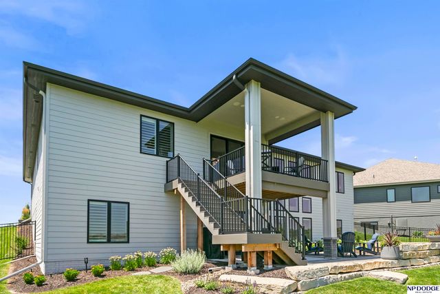 9859 S 98 Circle, Papillion, NE 68048