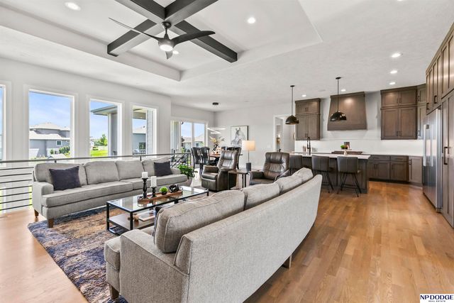 9859 S 98 Circle, Papillion, NE 68048