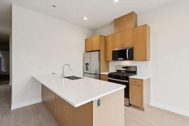 3641 N Wilton Avenue 3, Chicago, IL 60613