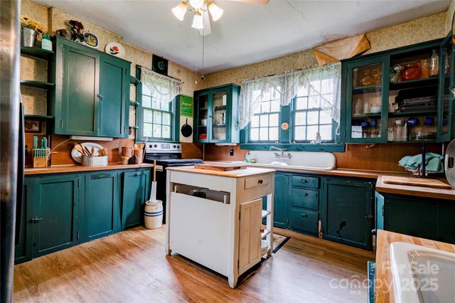 611 E Marion Street, Shelby, NC 28150