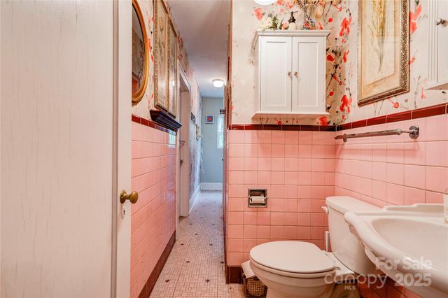 611 E Marion Street, Shelby, NC 28150