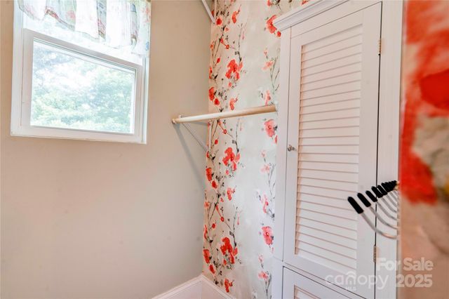 611 E Marion Street, Shelby, NC 28150