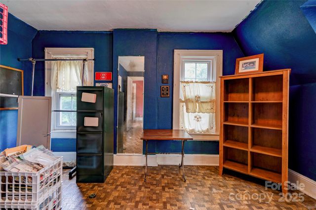 611 E Marion Street, Shelby, NC 28150