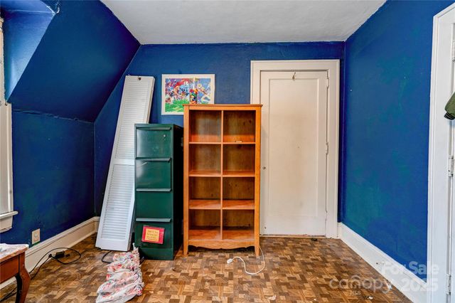 611 E Marion Street, Shelby, NC 28150