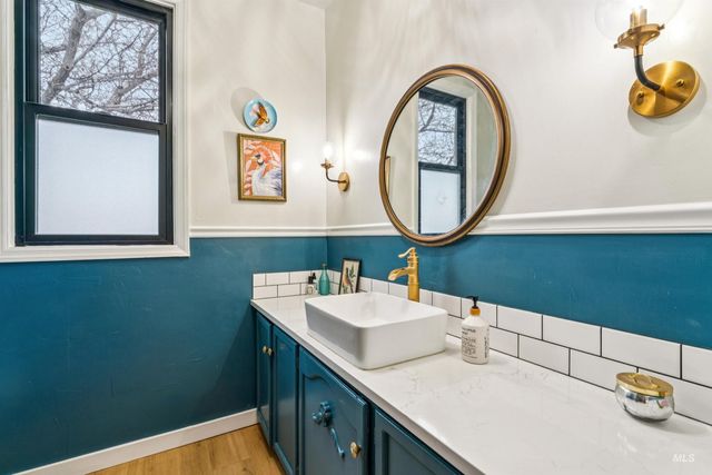 236 Elmore Ave, Nampa, ID 83651