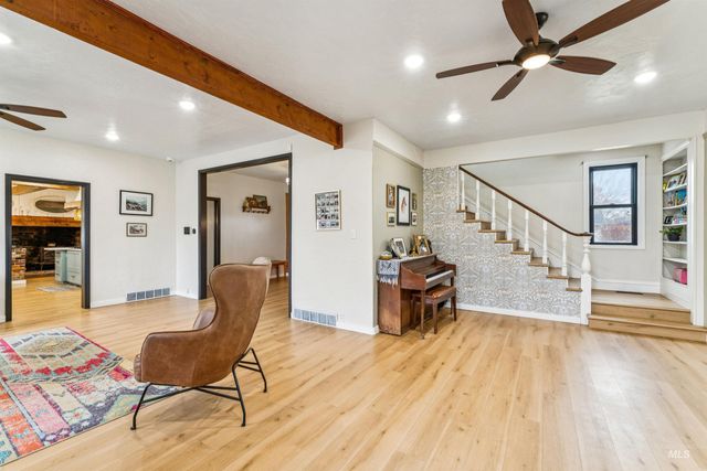 236 Elmore Ave, Nampa, ID 83651