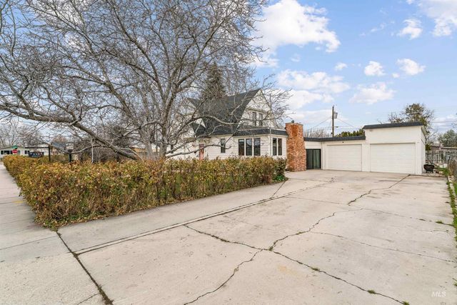 236 Elmore Ave, Nampa, ID 83651