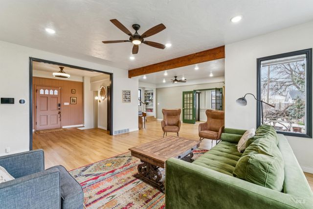 236 Elmore Ave, Nampa, ID 83651