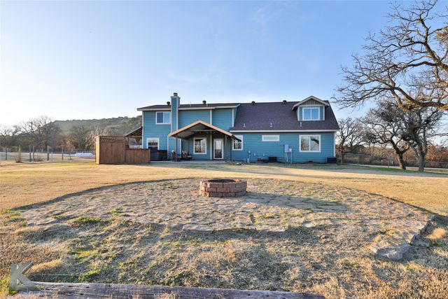 524 County Road 241, Ovalo, TX 79541
