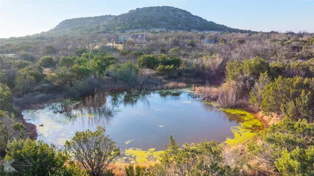 524 County Road 241, Ovalo, TX 79541