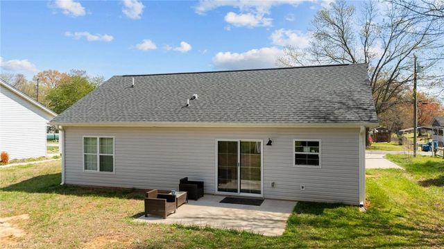 124 Filmore Street, Yadkinville, NC 27055