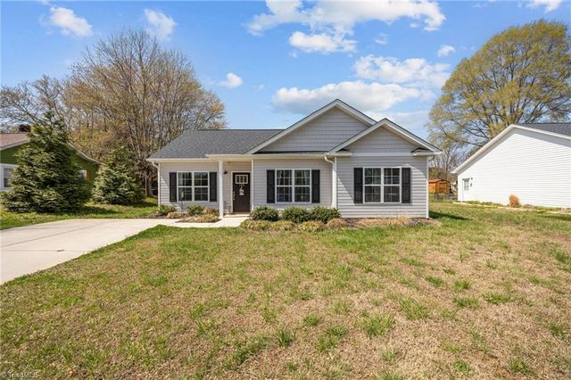 124 Filmore Street, Yadkinville, NC 27055