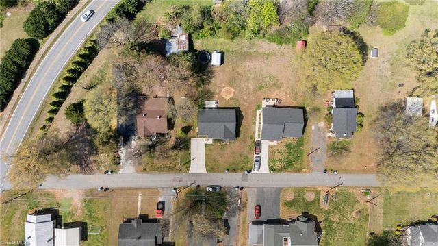 124 Filmore Street, Yadkinville, NC 27055