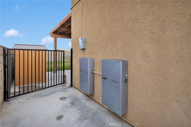 15394 Baxter, Victorville, CA 92394