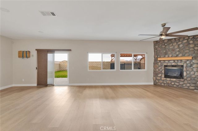 15394 Baxter, Victorville, CA 92394